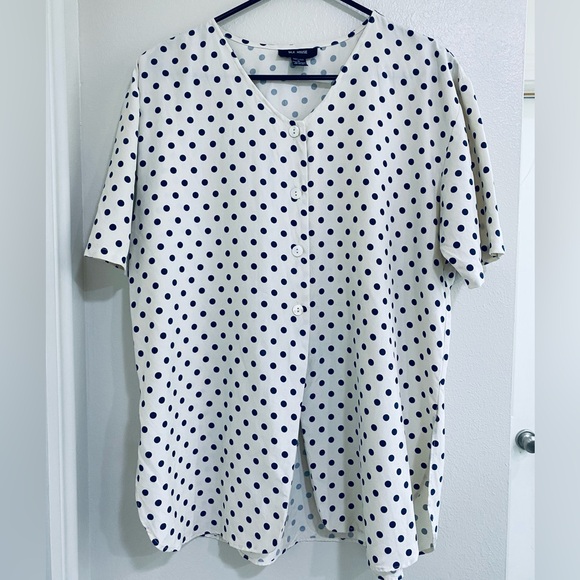 Navy Polka Dot V-Neck Blouse 100% silk size small. Oversized fit. Elegant - Picture 1 of 5